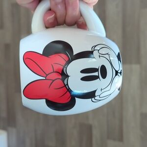 Disney Minnie Mouse 18 oz Oval Ceramic Mug